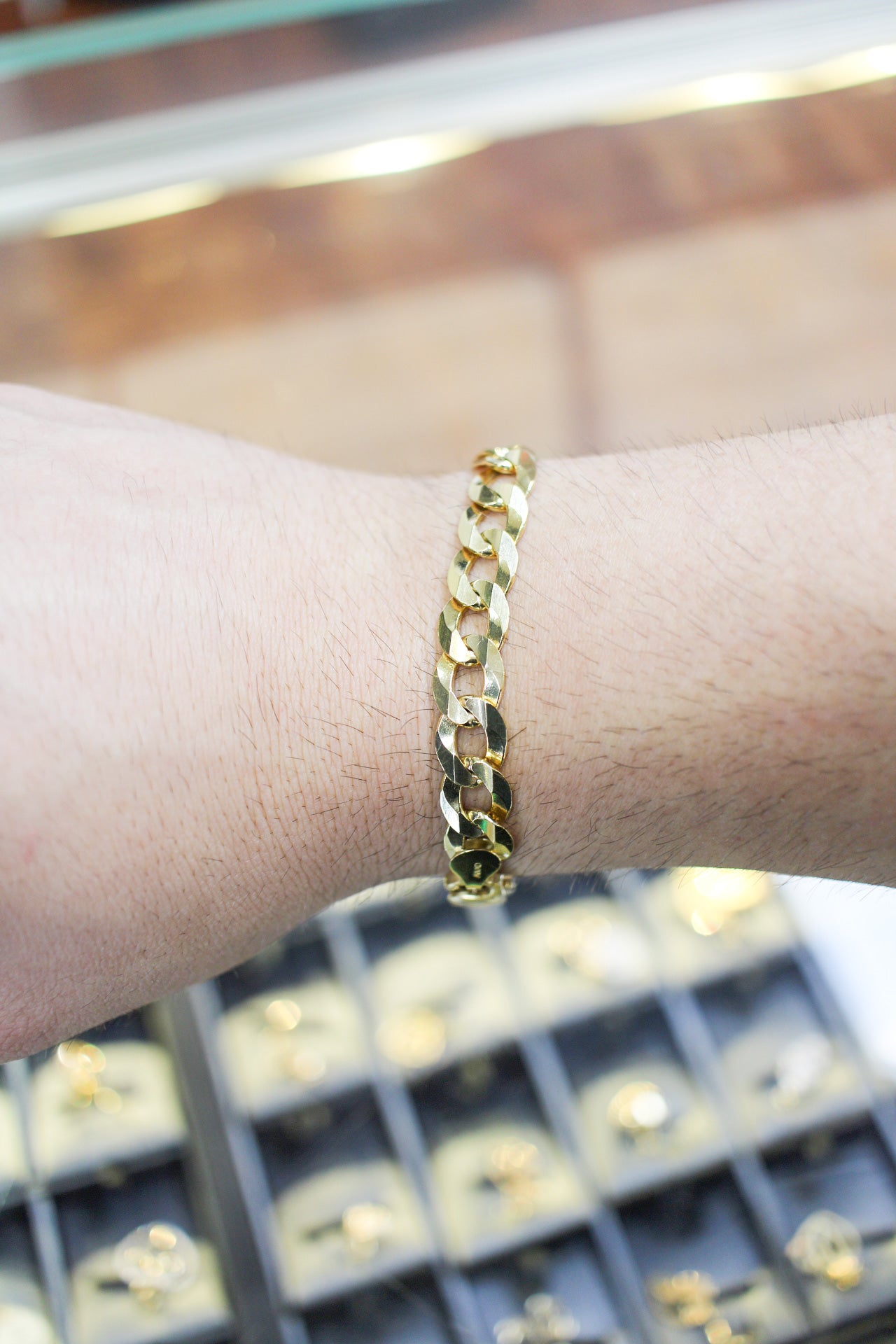 CUBAN LINK BRACELET