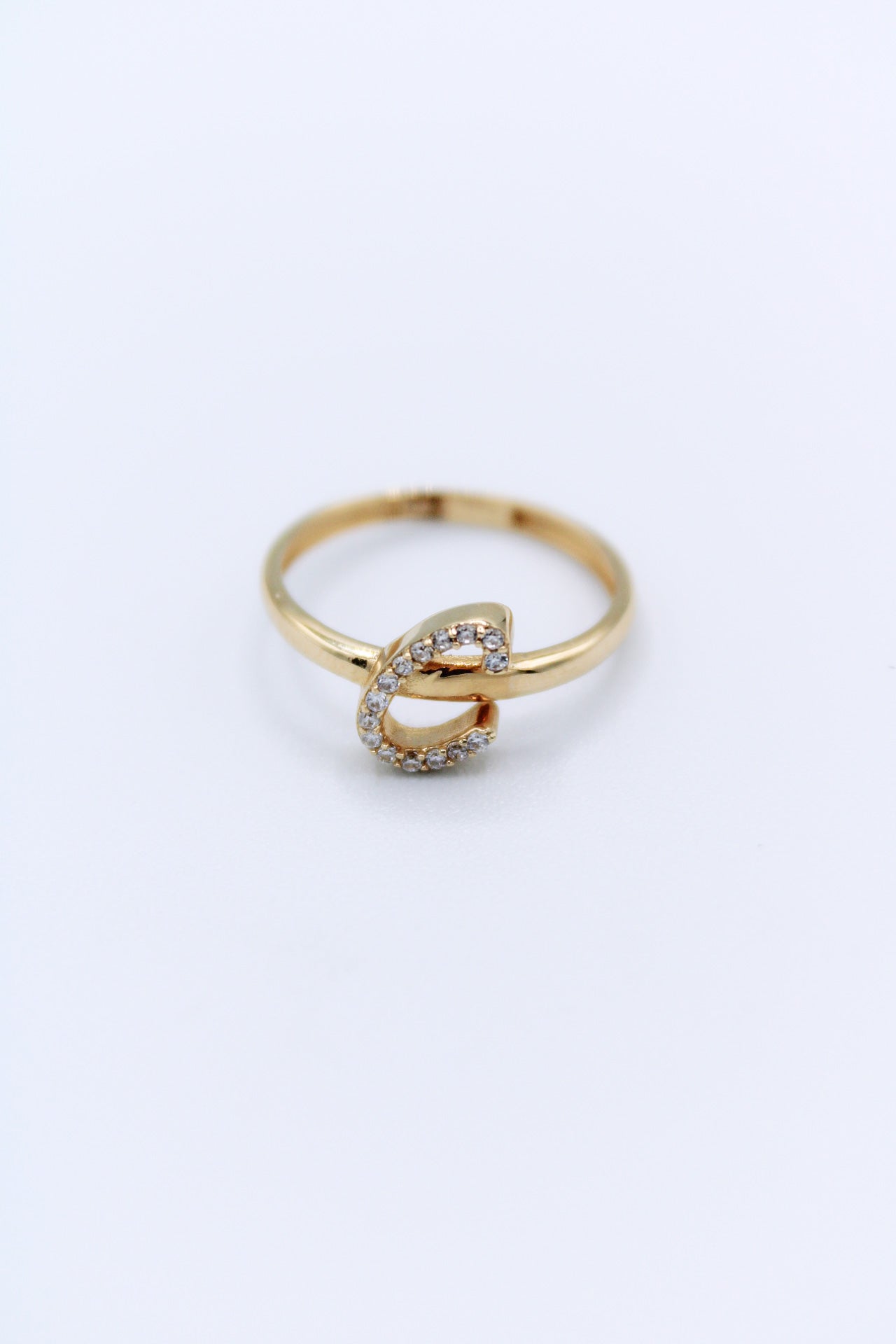 14K GOLD PERSONALIZED C LETTER RING