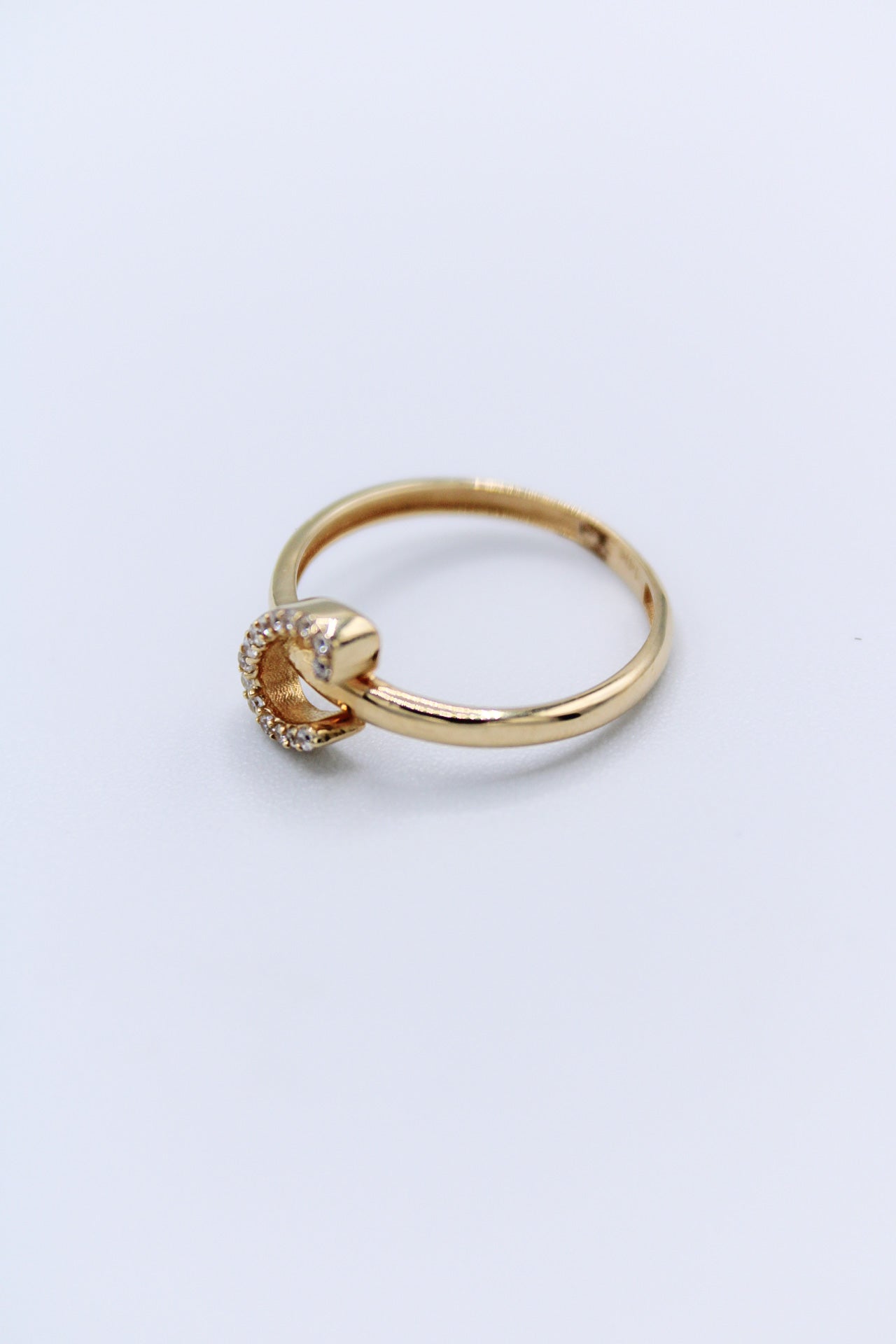 14K GOLD PERSONALIZED C LETTER RING