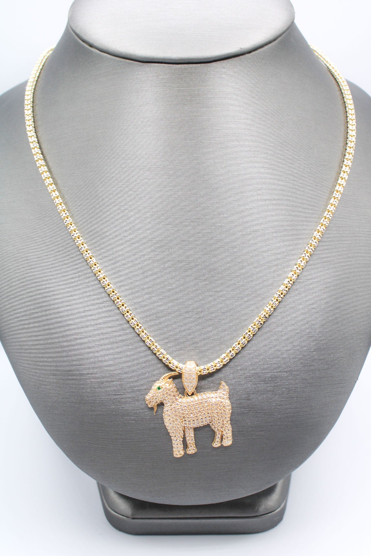 ICE CHAIN WITH GOAT PENDANT 14K