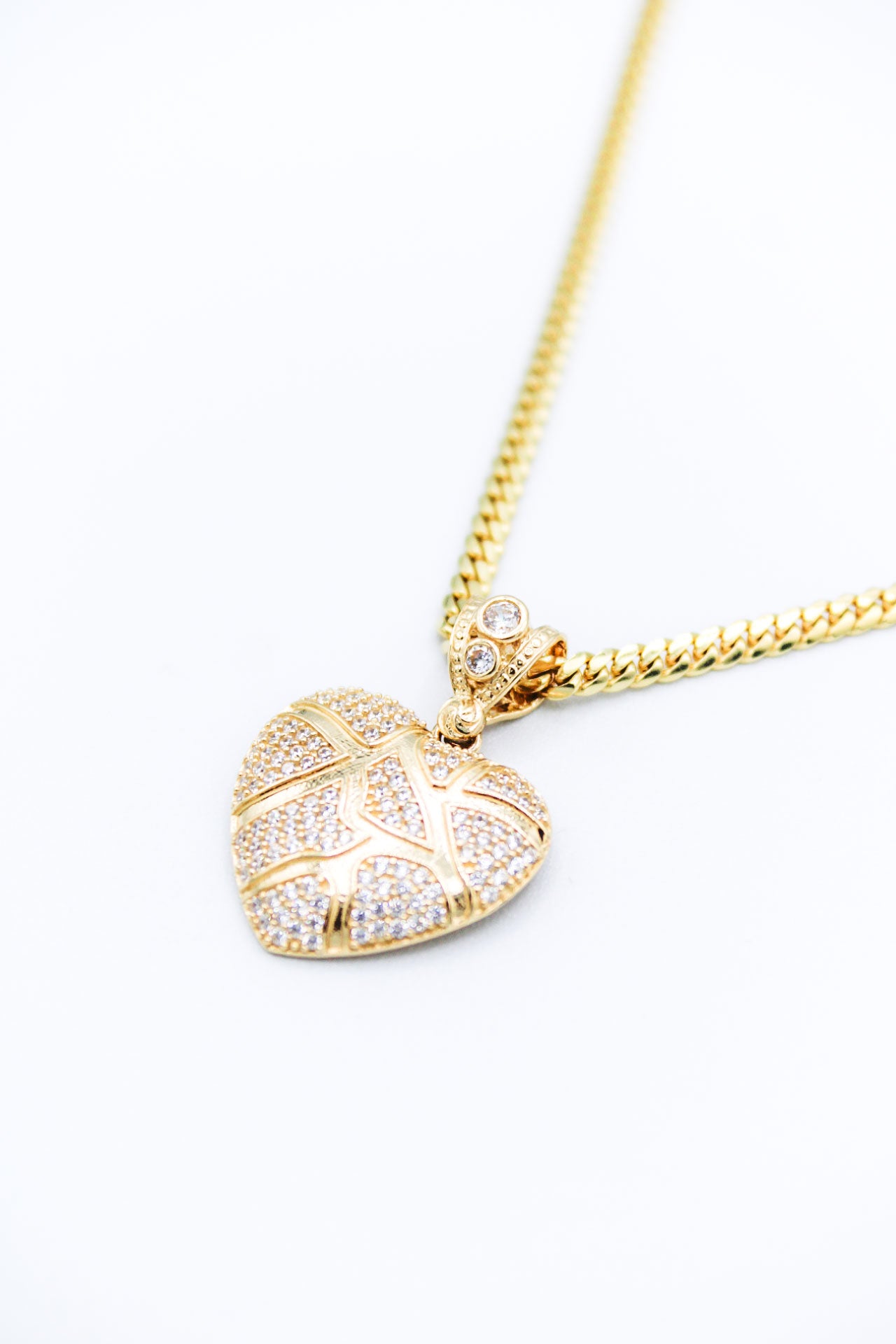 CUBAN CHAIN & HEART PENDANT 14K