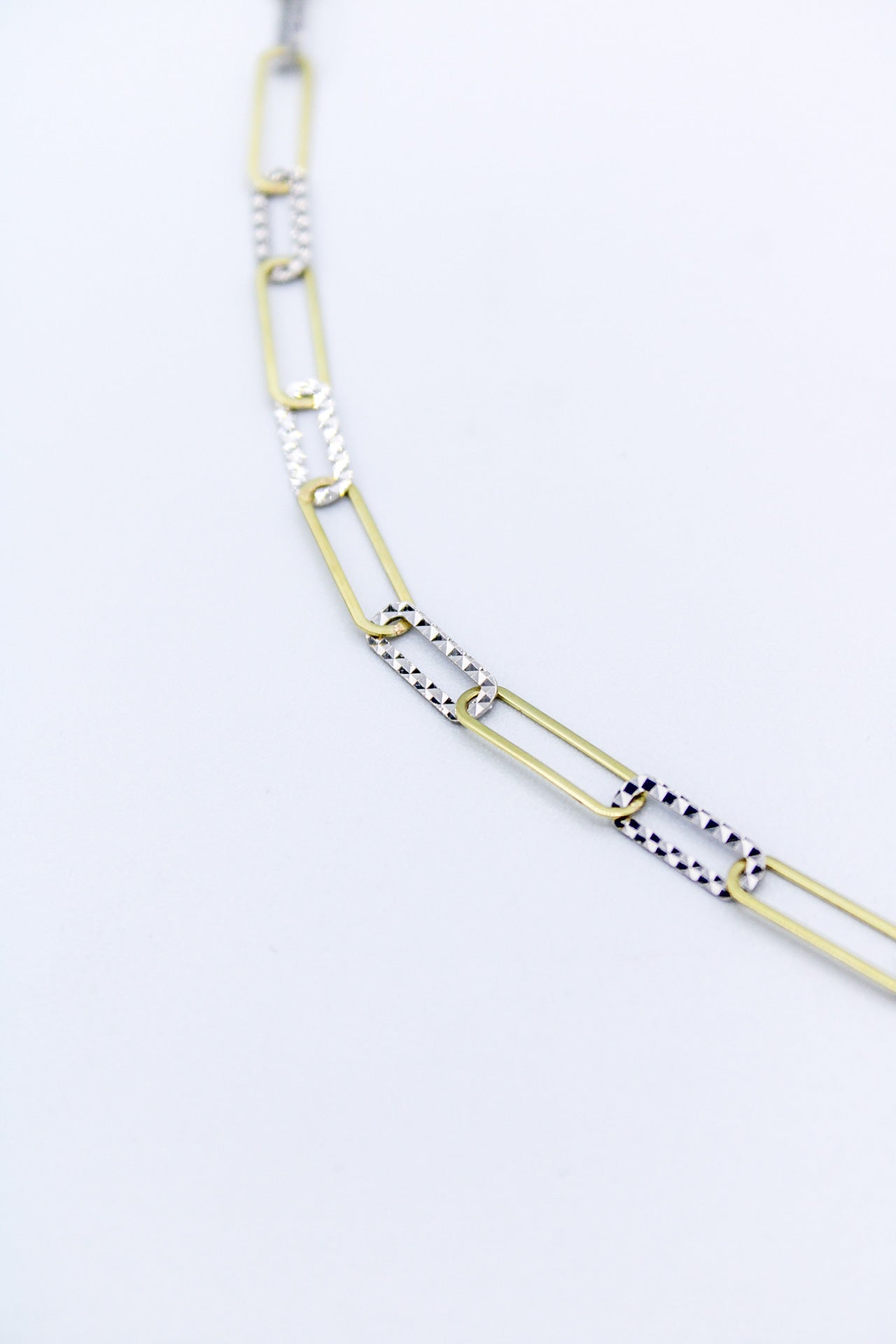 TWO TONE PAPERCLIP CHAIN 14K